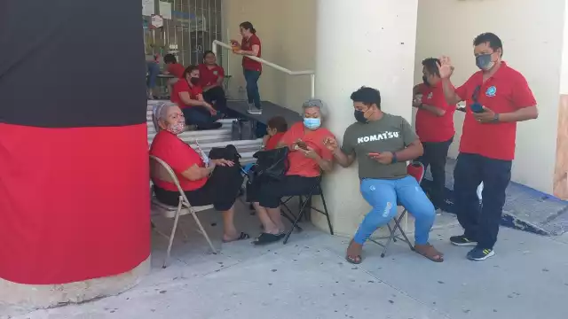 Sindicalizados piden que Telmex cumpla con sus exigencias