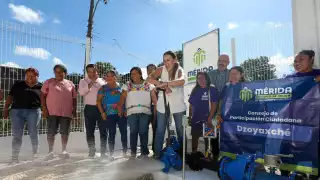 Cecilia Patrón entrega los trabajos de rehabilitación del sistema de agua potable en Dzoyaxché