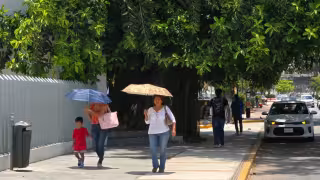 ¡El mundo al revés! Frente Frío 50 trae lluvias a Campeche, pero el termómetro no bajará de los 40 grados