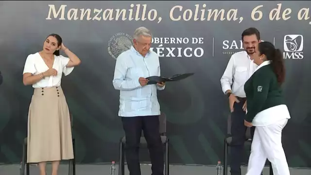 AMLO realizó el protocolo de cambio a IMSS-Bienestar en uno de los hospitales públicos de Manzanillo