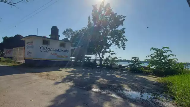 Al menos dos restaurantes de la zona, han cerrado sus puertas