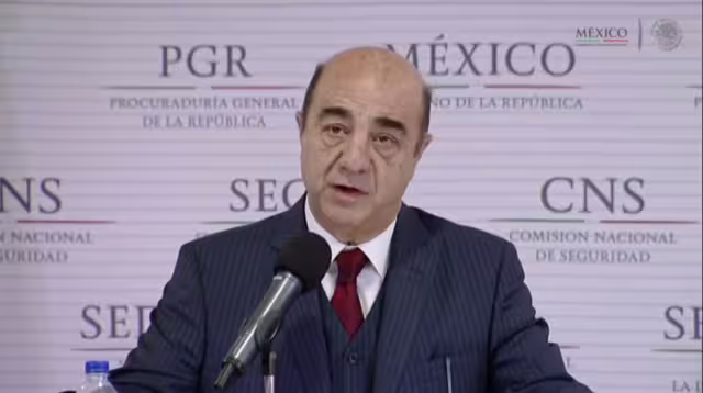 Murillo Karam permaneció encarcelado luego de que en una audiencia realizada la semana pasada, un juez dictara prisión preventiva justificada