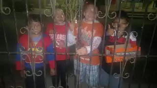 La tradición, que comienza el primero de diciembre y termina el 15, representa la peregrinación de María y José pidiendo posada