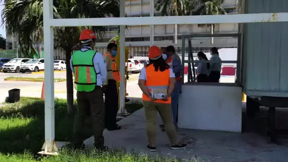 Ciudad del Carmen se lleva a cabo simulacros de incendios, en donde se usa el programa interno de Protección Civil Ciudad del Carmen se lleva a cabo simulacros de incendios, en donde se usa el programa interno de Protección Civil
