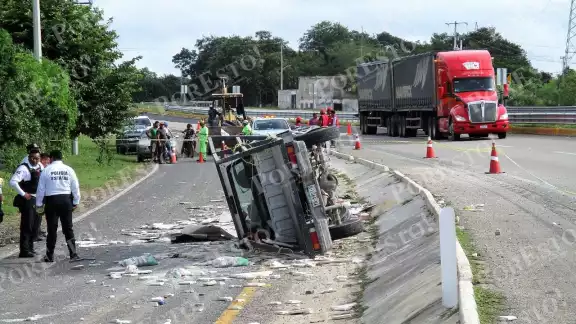 Hasta el momento, no se tiene identificados a los dos heridos y un muerto Hasta el momento, no se tiene identificados a los dos heridos y un muerto