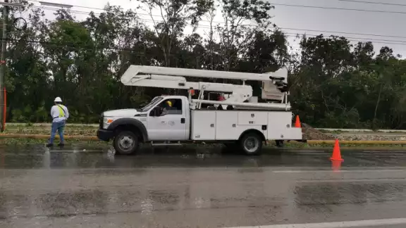 Pese a los reportes, la CFE no logra dar solución al problema del servicio de energía eléctrica Pese a los reportes, la CFE no logra dar solución al problema del servicio de energía eléctrica