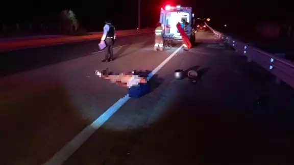 El hombre chocó contra un muro de contención en el Periférico de Campeche El hombre chocó contra un muro de contención en el Periférico de Campeche
