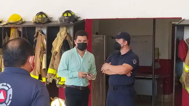 La presidenta municipal, Juanita Alonso Marrufo, encabezó la reunión de la presentación del nuevo encargado ante la corporación