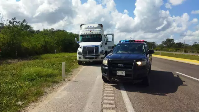 El conductor no se percató de lo sucedido hasta que fue detenido.