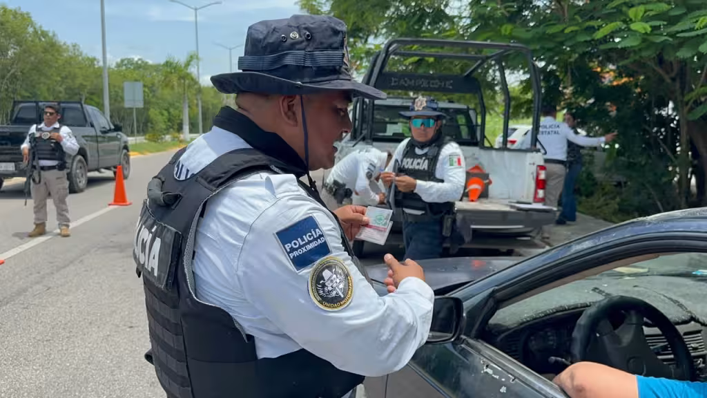 Seis conductores son multados en Campeche por circular a más de 100 km/h