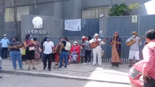 Manifestantes aseguran que al mes pagan a Derimaya, mil 500 pesos