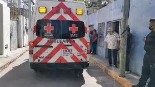 Al lugar llegaron elementos policiales, así como paramédicos de la Cruz Roja