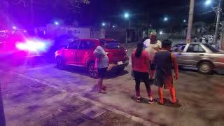 Choque por alcance obstruye vialidad sobre avenida Siglo XXI en Campeche