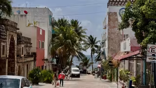 Despidos y baja ocupación golpean a los pequeños hoteles de Playa del Carmen
