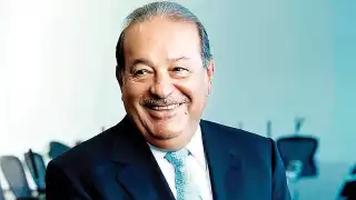 El empresario Carlos Slim remarcó la necesidad de que existan más de estas obras como el AIFA