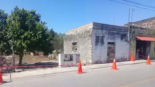 Hallan el cadáver de un hombre en un predio abandonado en Cacalchén