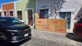 INAH denuncia daños a siete inmuebles históricos tras marcha del 8M en Campeche