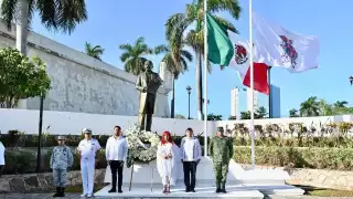 García y Montilla fundó en 1959 el "Instituto Campechano"