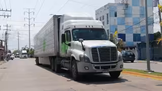 Transportistas piden inversión urgente en infraestructura vial para Carmen