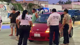 Una ciclista fue atropellada en cruce de Calle 10 con Avenida Francisco I. Madero "La Ría"
