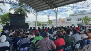 Los habitantes visitaron el domo del Habitad 3 en la colonia Payo Obispo y el domo del Palacio Municipal de Othón P. Blanco para ver el partido