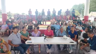 Habitantes de 11 comunidades de la zona elotera mantienen la amenaza de bloquear la carretera Chetumal Escárcega.