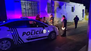 Pareja discute mientras circulaba en su camioneta y provoca aparatoso accidente en Campeche