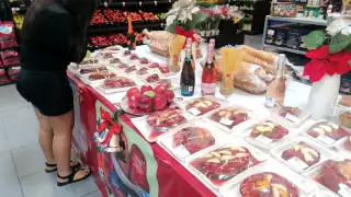 “Es parte de los sacrificios necesarios”: Familias de Cancún prevén gastar hasta 3 mil pesos en la cena navideña este 2025