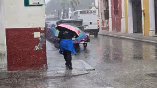 Frente frío 33 sorprende a campechanos; se prevé que continúe la heladez en el estado