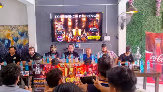 ¡Se calienta la lucha apuestas! Rey Espartano y El Hijo del Noruego se dan raquetazos en conferencia