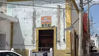 “Se renta” y “se vende” invaden comercios de Champotón ante crisis de ventas