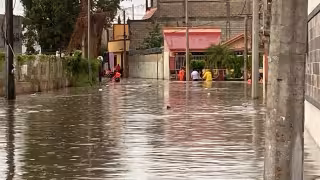 Campeche tendrá tardes lluviosas y mañanas calurosas; vigilan dos sistemas tropicales