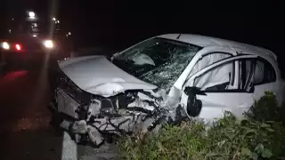 Los tres vehículos sufrieron daños materiales mayores a los 250 mil pesos