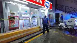 Elementos de la Policía Municipal acordonaron la zona y dieron parte el Ministerio Público