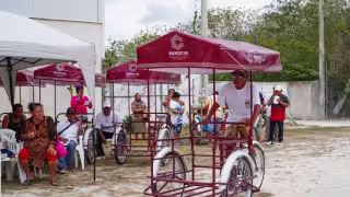 Beneficiarios empeñan triciclos