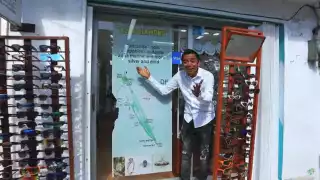 Afirman que se hacen pasar por amigos de los directivos de clubes o negocios para ganarse la confianza de los turistas y luego intentar venderles piezas falsas.