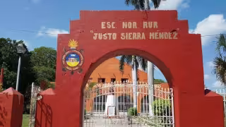 Exigen frenar novatadas violentas en Normal de Hecelchakán
