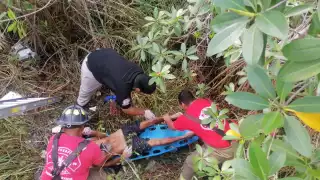 Los Bomberos acudieron a su auxilio y fue trasladado al Hospital General de Cancún