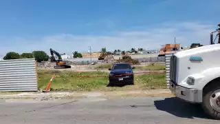 Señalan prácticas de corrupción y cobro de cuotas en construcción de Bodega Aurrerá