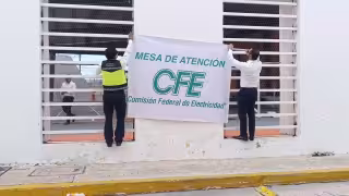 La inconformidad se presentó en un módulo temporal instalado en la cancha techada del barrio.
