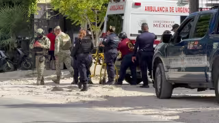 Falso reporte de balazos moviliza a policías; indigente fue golpeado con un machete en Cancún