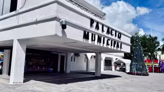 Los recortes en el Ayuntamiento fueron justificados por el Gobierno municipal.