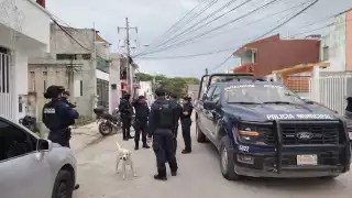 Elementos policiacos respondieron al llamado de emergencia.