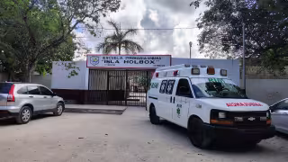 Tragedia en Isla Holbox: menor muere tras caída en escuela