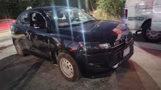 Choque entre auto y motocicleta deja a madre e hijo lesionados en Arco Norte