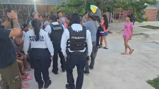 Cerrada con candados: vecinos del Mirador en Campeche protestan por cancha “privatizada”