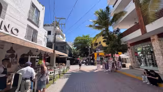 Comerciantes de Playa del Carmen exigen solución a apagones de CFE