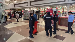 El individuo presuntamente intentó sustraer mercancía sin pagar.