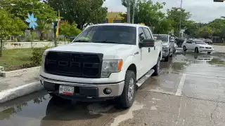 La mañana de este martes ocurrió un leve percance vehicular en la colonia Volcanes de Ciudad del Carmen.