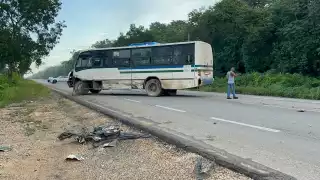 Accidente en Carretera Federal 307 de Felipe Carrillo Puerto deja pérdida de 100 mil pesos
